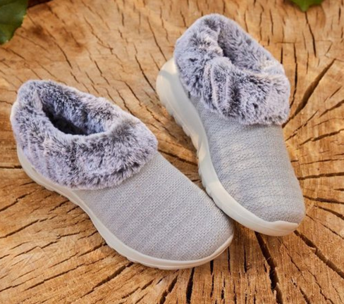 Fashion Ladies Slippers Summer Slippers Beach Shoes Slope Heel Slippers  Girls Flat Shoes Casual Sandals And Slippers price in UAE | Amazon UAE |  kanbkam
